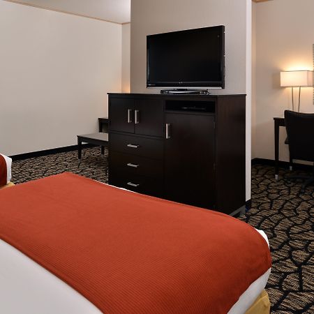 Holiday Inn Express & Suites Tacoma South - Lakewood By Ihg Kültér fotó