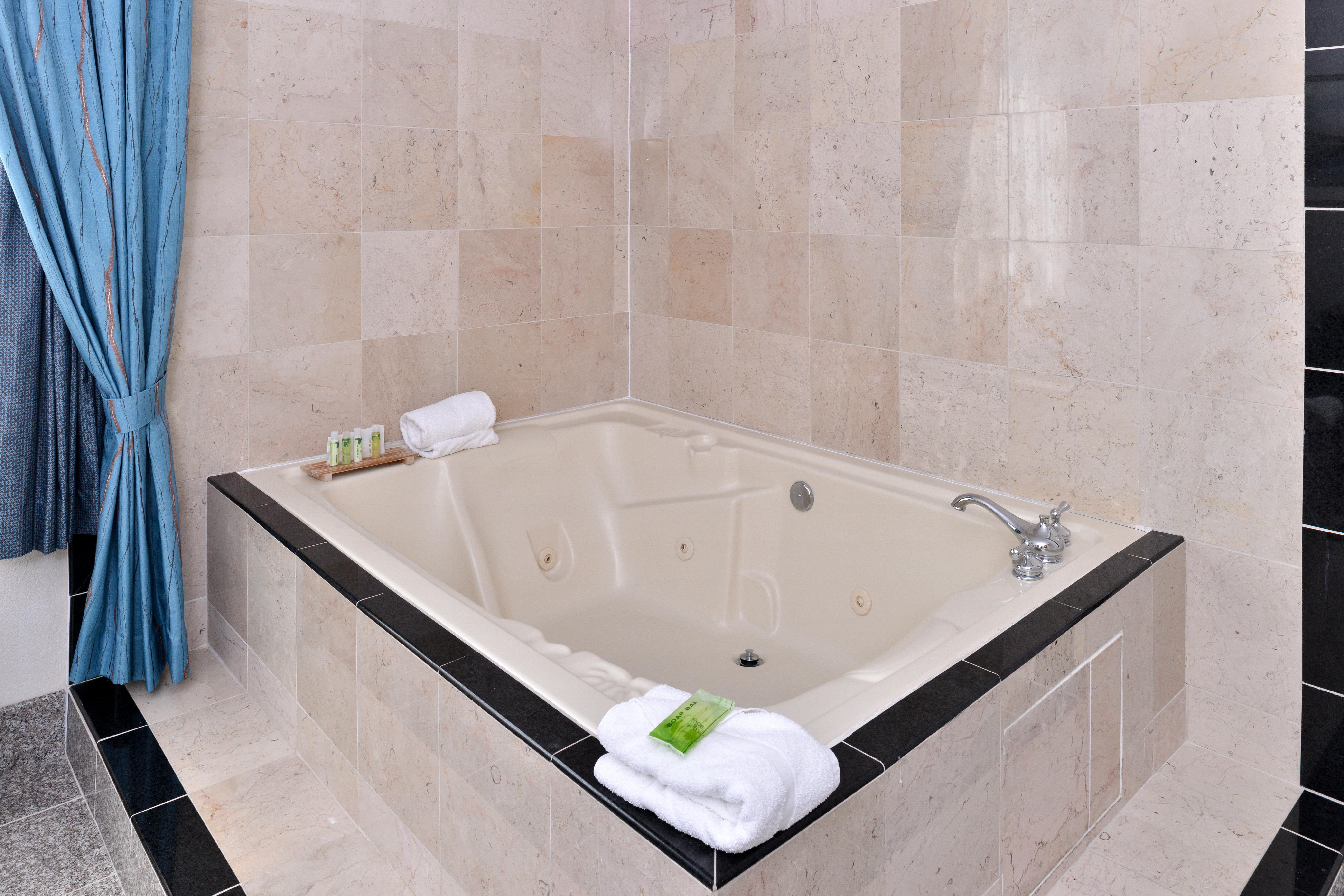 Holiday Inn Express & Suites Tacoma South - Lakewood By Ihg Kültér fotó
