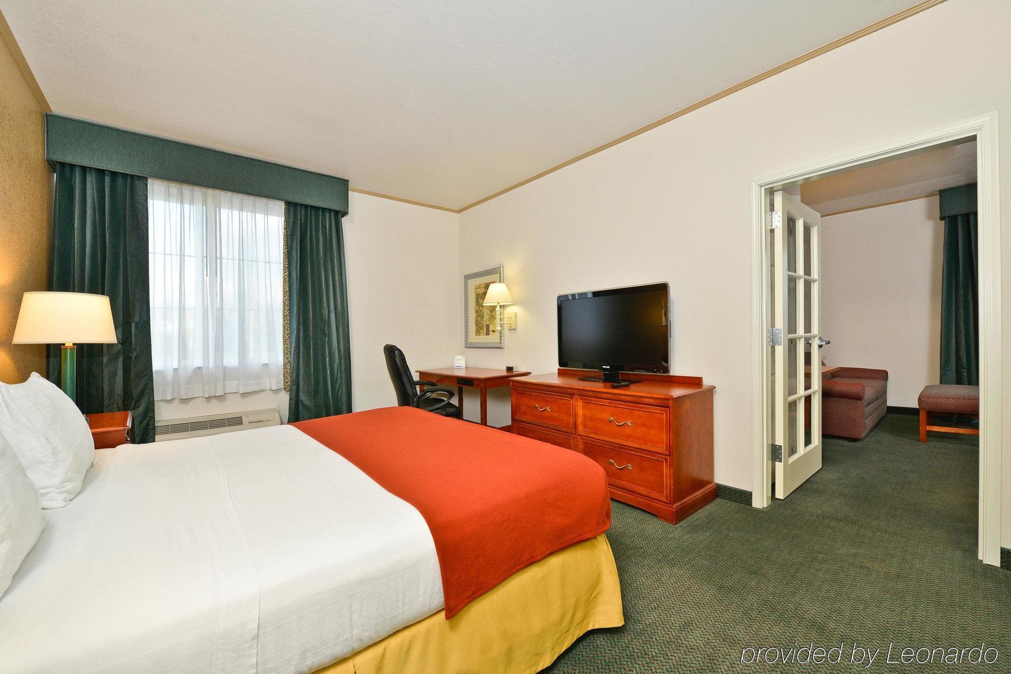 Holiday Inn Express & Suites Tacoma South - Lakewood By Ihg Kültér fotó
