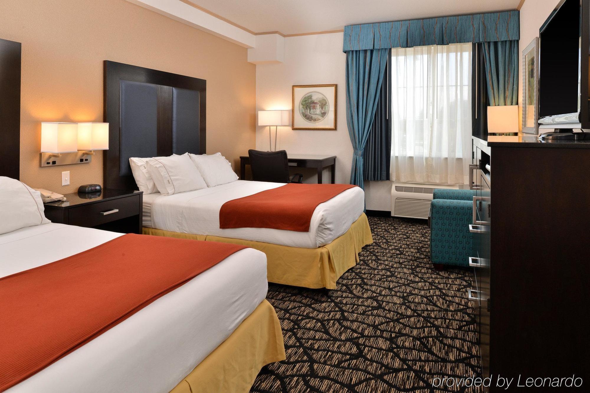 Holiday Inn Express & Suites Tacoma South - Lakewood By Ihg Kültér fotó