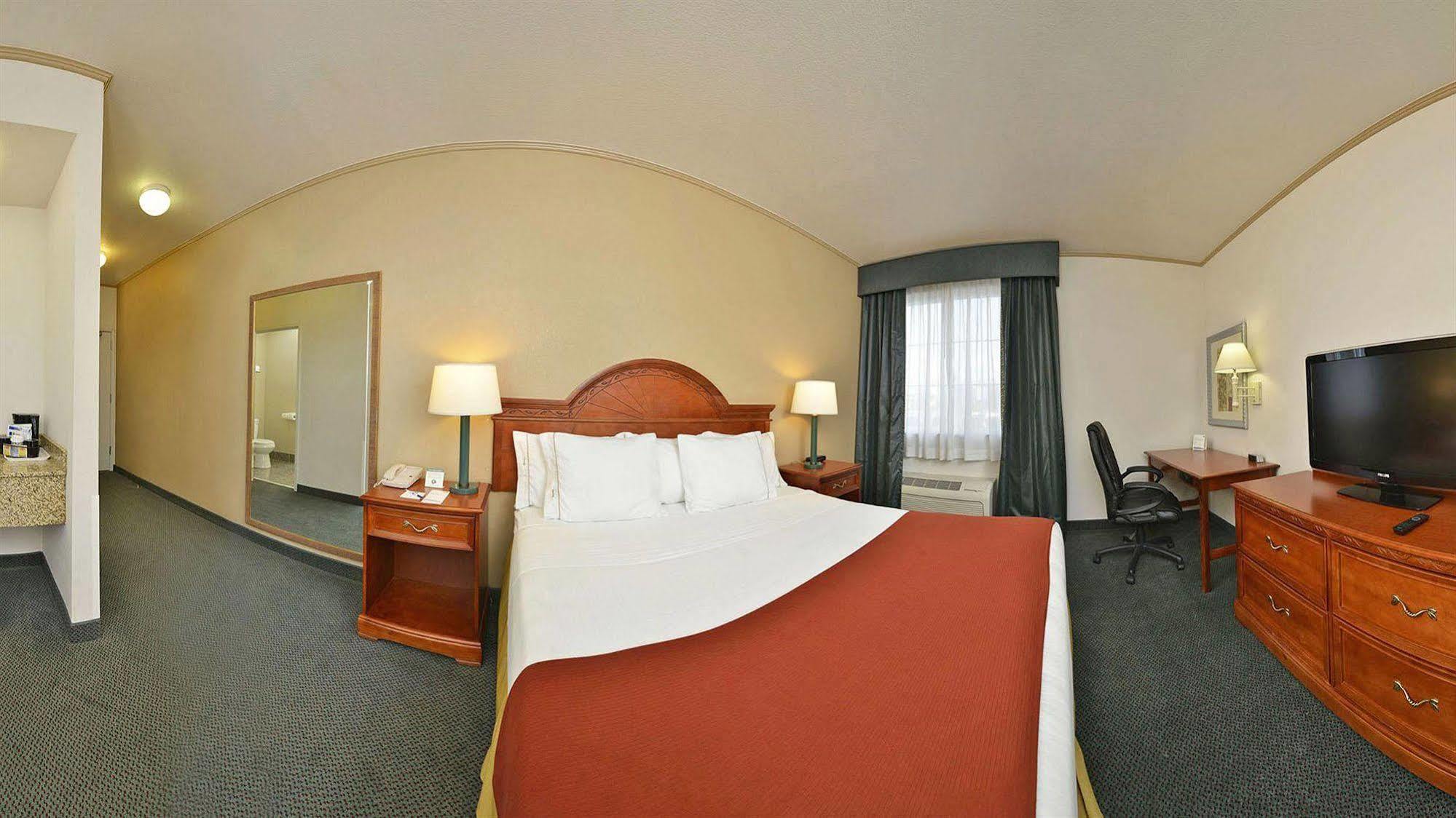 Holiday Inn Express & Suites Tacoma South - Lakewood By Ihg Kültér fotó