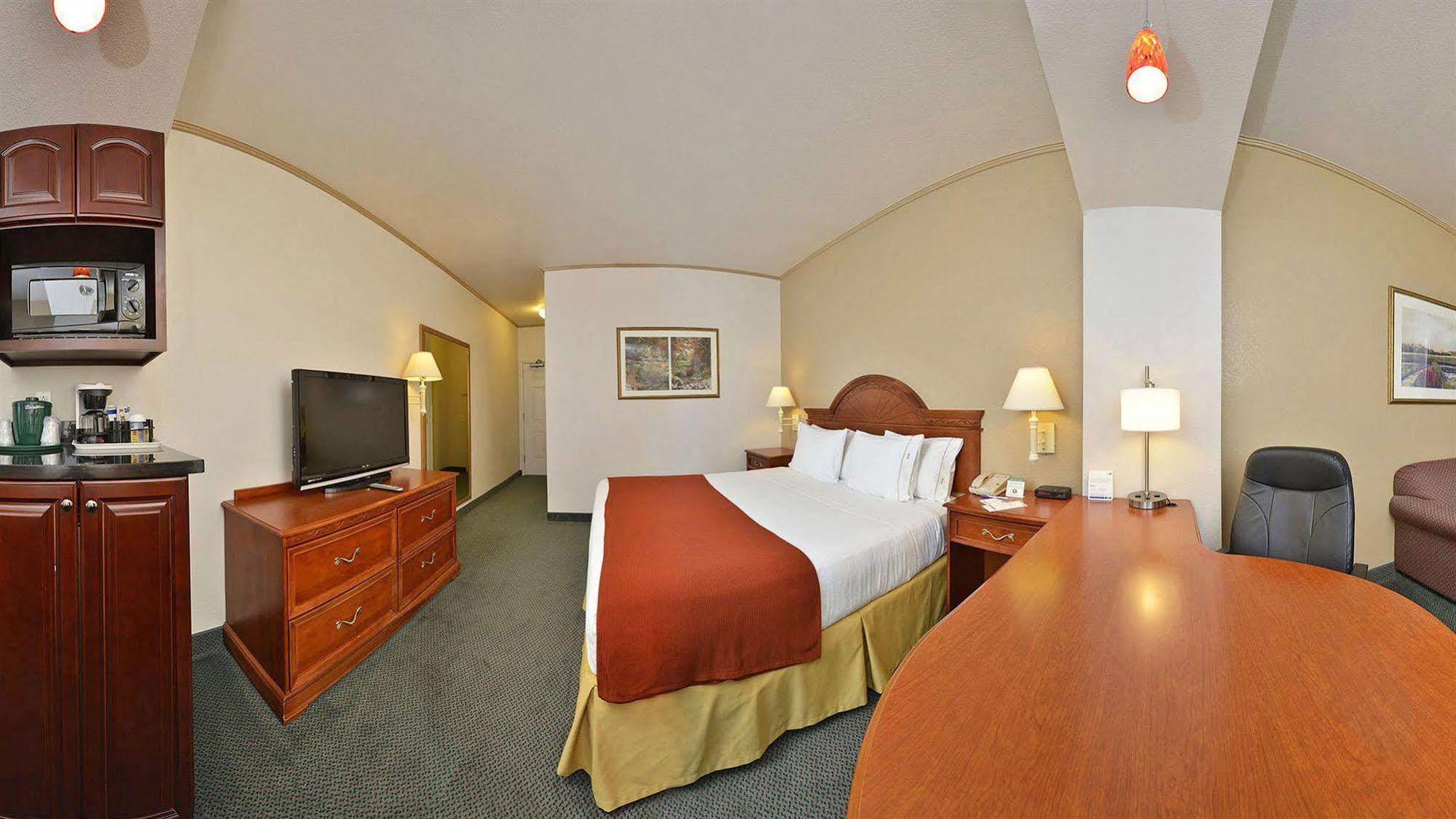 Holiday Inn Express & Suites Tacoma South - Lakewood By Ihg Kültér fotó